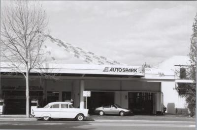 PHOTOGRAPH: AUTOSPARK GARAGE, SUBIACO, 1998