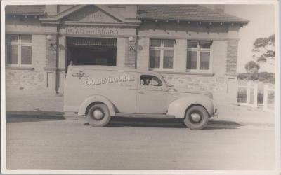 PHOTOGRAPH: BAKER'S PHOTO PLAYS VAN, MOUNT MARSHALL