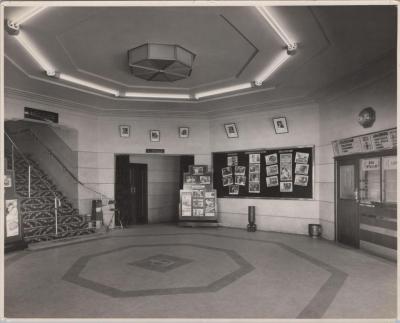 PHOTOGRAPH: REGAL THEATRE FOYER