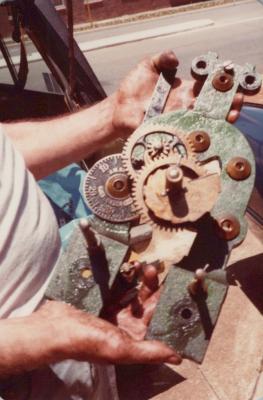 PHOTOGRAPH (DIGITAL): FALLEN SOLDIERS MEMORAL CLOCK TOWER, CLOCK DISMANTLED FOR REPAIRS, 1983