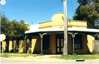 PHOTOGRAPH (DIGITAL): CORNER STORE, SUBIACO, LIZ ANDERSON COLLECTION, 1996