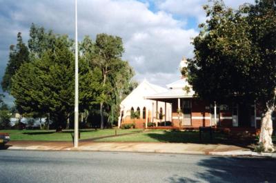 PHOTOGRAPH (DIGITAL): EARTHWISE, 223 BAGOT ROAD, SUBIACO, LIZ ANDERSON COLLECTION, 1996