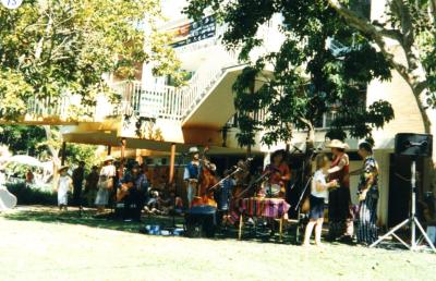 PHOTOGRAPH (DIGITAL): THEATRE GARDENS OUTDOOR CONCERT, SUBIACO, LIZ ANDERSON COLLECTION, 1996