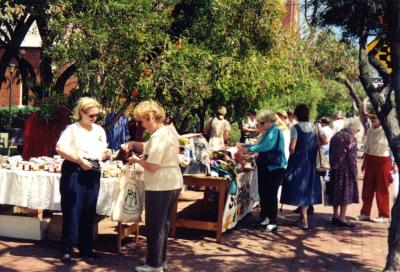 PHOTOGRAPH (DIGITAL): SUBIACO COMMUNITY CENTRE, FETE, SUBIACO EVENTS, LIZ ANDERSON COLLECTION, 1997