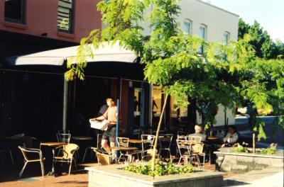 PHOTOGRAPH (DIGITAL): BREW HA CAFÉ, ROKEBY ROAD, SUBIACO EVENTS, LIZ ANDERSON COLLECTION, 1997