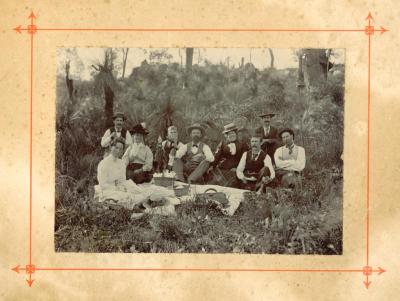 PHOTOGRAPH (DIGITAL): LAKE FAMILY PICNIC AT THE DARLING RANGES, CIRCA 1900