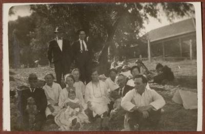 PHOTOGRAPH (DIGITAL): LARGE GROUP OF PEOPLE OUTSIDE, FROM CONGDON FAMILY ALBUM