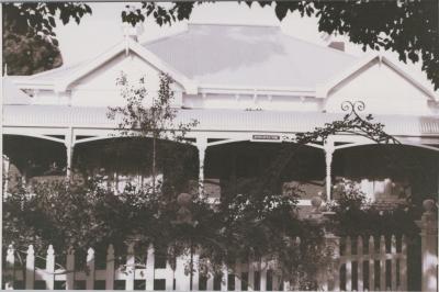 PHOTOGRAPH: 'STRATMORE' 18 CHESTER ST, SUBIACO, 1989