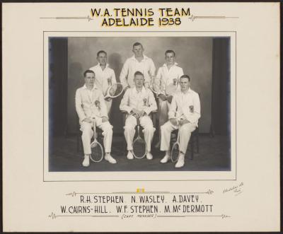 PHOTOGRAPH: WESTERN AUSTRALIAN TENNIS TEAM, ADELAIDE, 1938