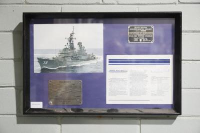 Framed photo of Perth (II) with metal machine name plates