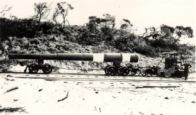 Inter War, Western Australia, Rottnest Island, Military Railroad. 9,2 inch barrel on rolling stock. Curly MASTERS