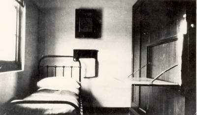 Inter war, Western Australia, Rottnest Island, Kingstown Barracks. Junior Non-Commissioner Officer sleeping cubicle