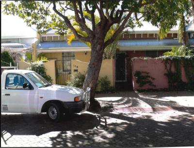 PHOTOGRAPH: 106 AND 108 PARK STREET, SUBIACO