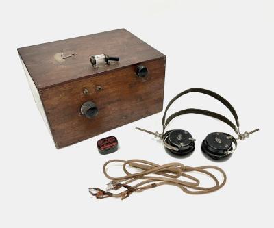 RADIO: WOODEN CRYSTAL RADIO RECEIVER WITH HEADSET AND TIN OF CRYSTAL DETECTOR, SEDGWICK COLLECTION