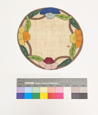 DOILY: CIRCULAR LINEN BEIGE WITH COLOURFUL FLORAL BORDER