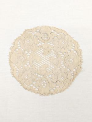 DOILY: LACE, FANCYWORK MAT, NEWMAN COLLECTION