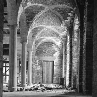 Constructing UWA