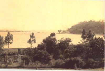 SHARKEY COLLECTION - SWAN RIVER AND MOUNT ELIZA