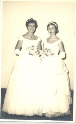 SHARKEY COLLECTION - VICTORIA LEAGUE BALL DEBUTANTES