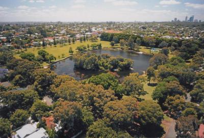PHOTOGRAPH: AERIAL PHOTOGRAPH OF LAKE JUALBUP AND SHENTON PARK