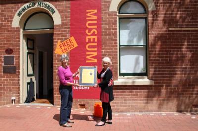 PHOTOGRAPH (DIGITAL): SUBIACO MUSEUM RECEIVING MAGNA CERTIFICATE, 2012