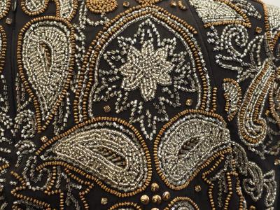 BEADING, TOP