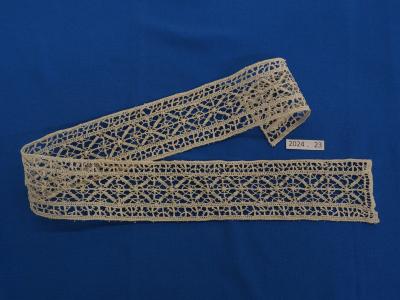NEEDLE LACE, RETICELLA, EDGING