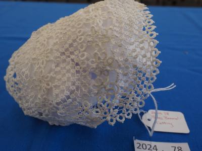 TATTING, BONNET