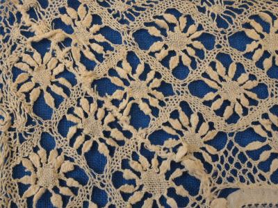 LACE, BOBBIN, HANDKERCHIEF
