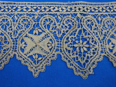 LACE, BOBBIN, MALTESE, EDGING