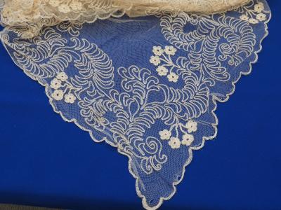 TAMBOUR, SHAWL