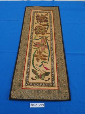 GOLDWORK, PANEL