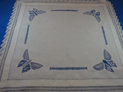 Drawn thread tea cloth