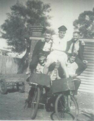 PMG POSTMEN AT REAR OF CLAREMONT POST OFFICE