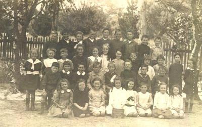 EAST CLAREMONT PRACTISING SCHOOL STDS 1&2, C1914