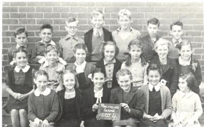 EAST CLAREMONT PRACTISING SCHOOL STD 4, 1945