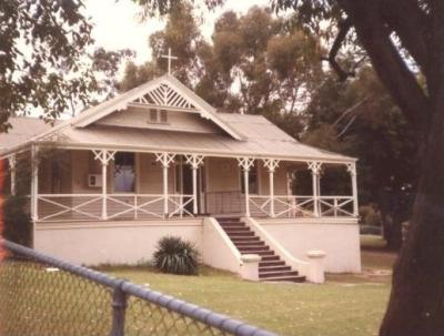 ST LOUIS ORIGINAL BUILDING - HINEMOA
