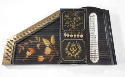 MUSICAL INSTRUMENT: 'MULLER'S' MONOPOL AUTO-HARP AND PLECTRUM
