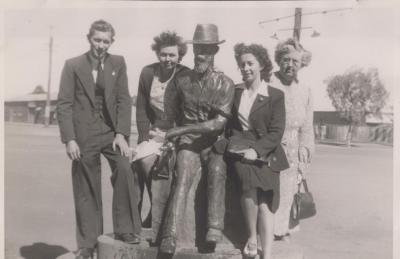 PHOTOGRAPH: GROUP OF PEOPLE, THELMA GREEN BEQUEST