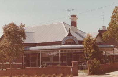 PHOTOGRAPH: 139 COGHLAN ROAD, NATIONAL ESTATE SURVEY COLLECTION