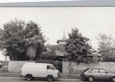 PHOTOGRAPH: 135 HAMERSLEY ROAD, NATIONAL ESTATE SURVEY COLLECTION