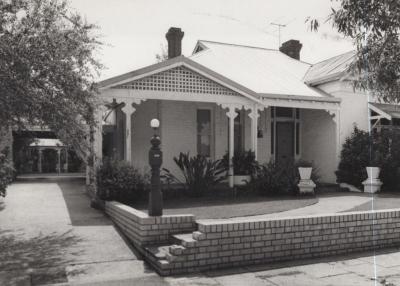 PHOTOGRAPH: 268 HAMERSLEY ROAD, NATIONAL ESTATE SURVEY COLLECTION