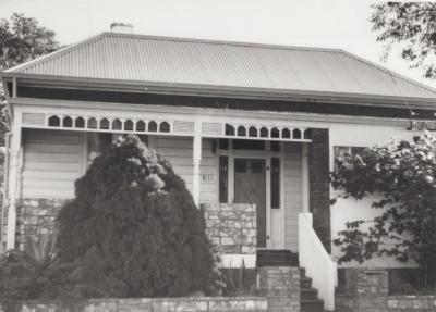 PHOTOGRAPH: 11 SMYTH ROAD, NATIONAL ESTATE SURVEY COLLECTION