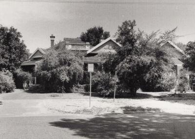 PHOTOGRAPH: UNKNOWN HOUSE, NATIONAL ESTATE SURVEY COLLECTION