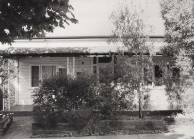 PHOTOGRAPH: 36 ROSEBERY STREET, NATIONAL ESTATE SURVEY COLLECTION