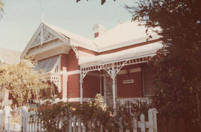 PHOTOGRAPH: 101 PARK STREET, NATIONAL ESTATE SURVEY COLLECTION