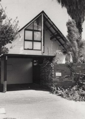 PHOTOGRAPH: 17 FRANCIS STREET, NATIONAL ESTATE SURVEY COLLECTION