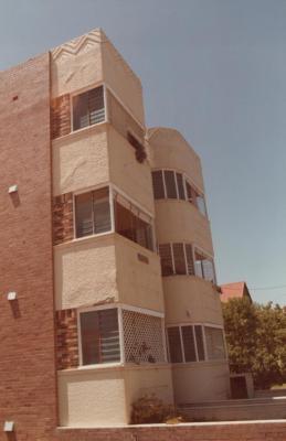 PHOTOGRAPH:103/137/245/136 THOMAS STREET, NATIONAL ESTATE SURVEY COLLECTION