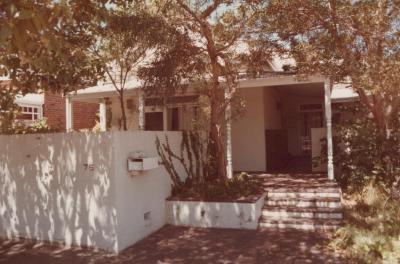 PHOTOGRAPH: 76 OLIVE STREET, NATIONAL ESTATE SURVEY COLLECTION