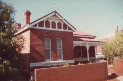 PHOTOGRAPH: UNKNOWN HOUSE SUBIACO, NATIONAL ESTATE SURVEY COLLECTION